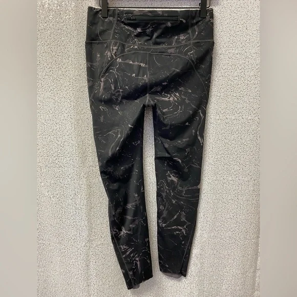 Athleta 444653 Velocity Stash Pocket Marble Tight Pant | size: Small - Picture 4 of 6